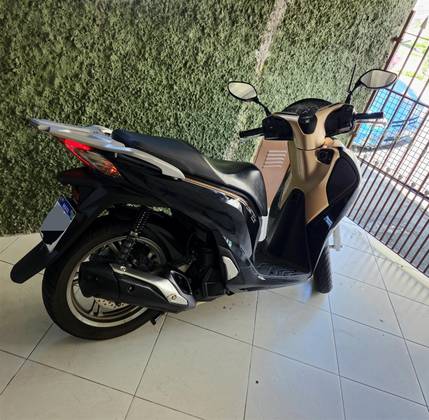 HONDA SH 150i DLX 